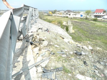 A intrat cu maşina în parapet, la Agigea